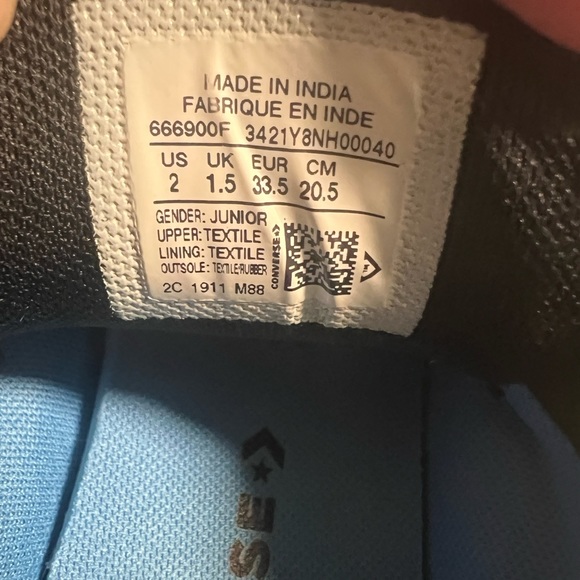 Boys Slip-on Converse Brand New - Picture 4 of 4